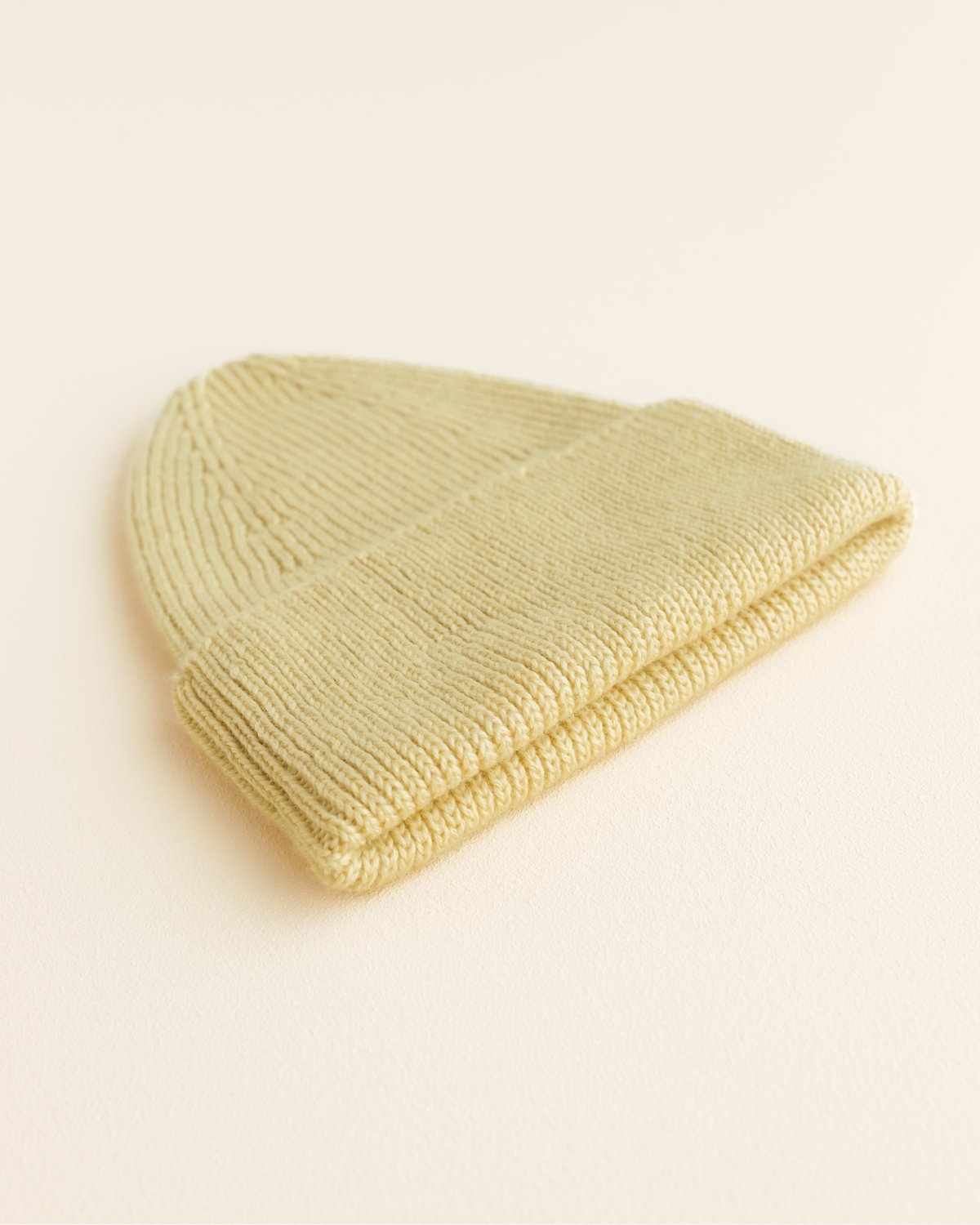 Ull Beanie barn – 100% Merino, Ubehandlet – Rib Lue Fonzie