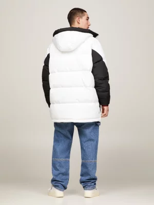 Parka puffer oversized com blocos de cores