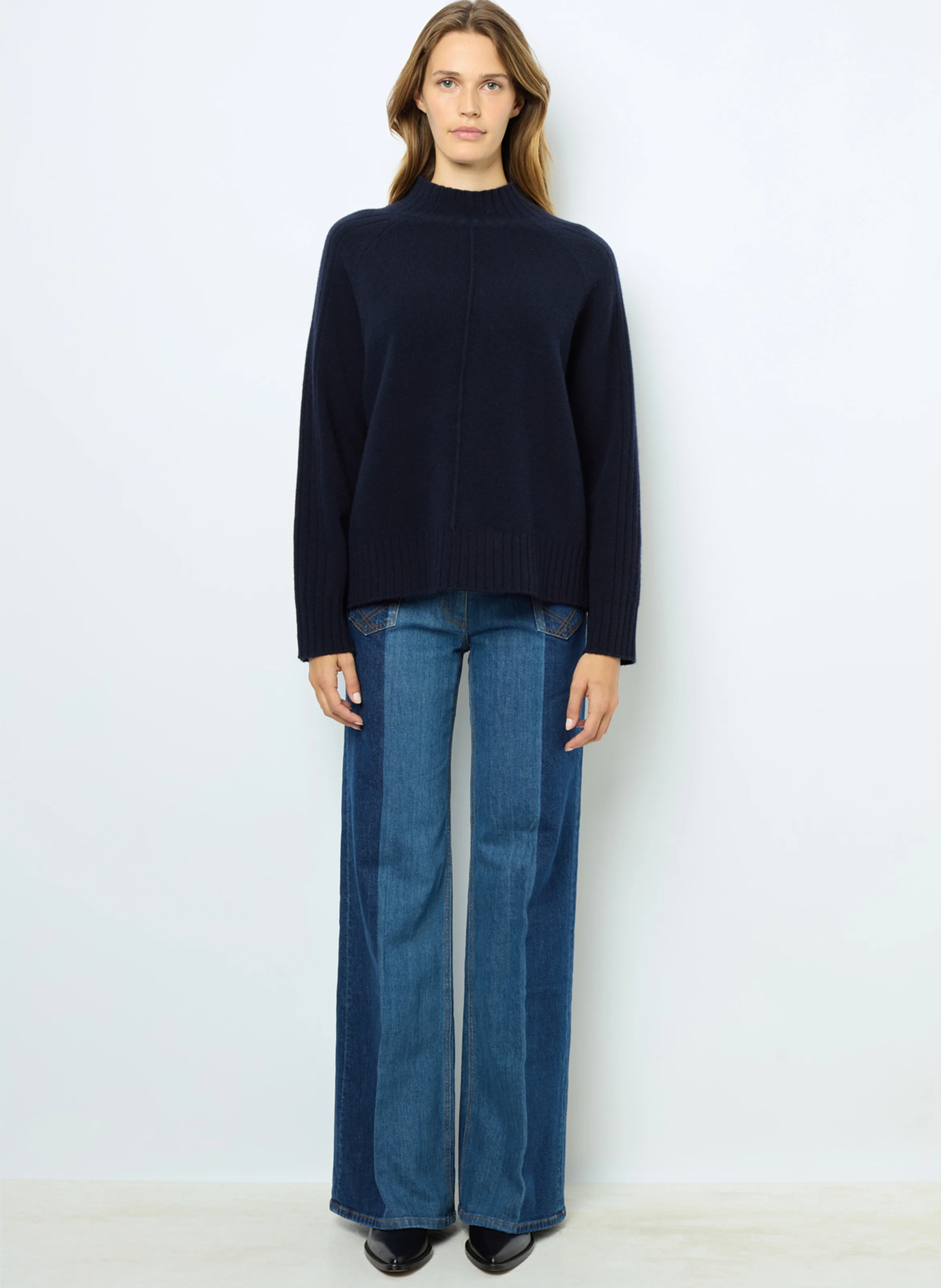 JAINA - Pull col montant en laine et en cachemire mélangés | Bleu