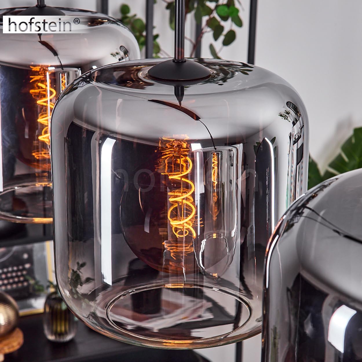 Hängeleuchte Lauden, Hängelampe aus Metall/Glas in Schwarz/Chrom-/Bernsteinfarben, Leuchte im modernen Retro/Vintage-Design mit Schirmen aus Glas (Ø 25 cm), Höhe max. 152 cm, 3x E27, ohne Leuchtmittel