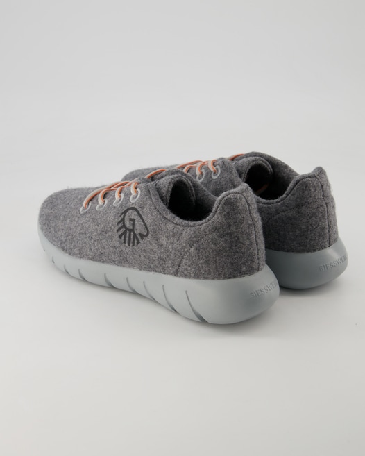 Giesswein MERINO WOOL RUNNERS WOMEN Sneaker in Grau