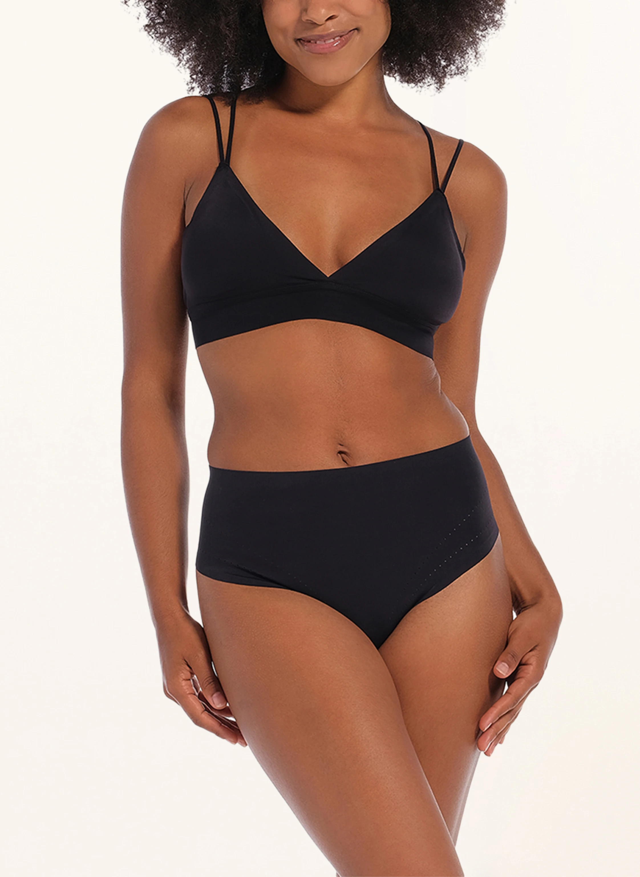 MAGIC Bodyfashion Shape-String DREAM SHAPER