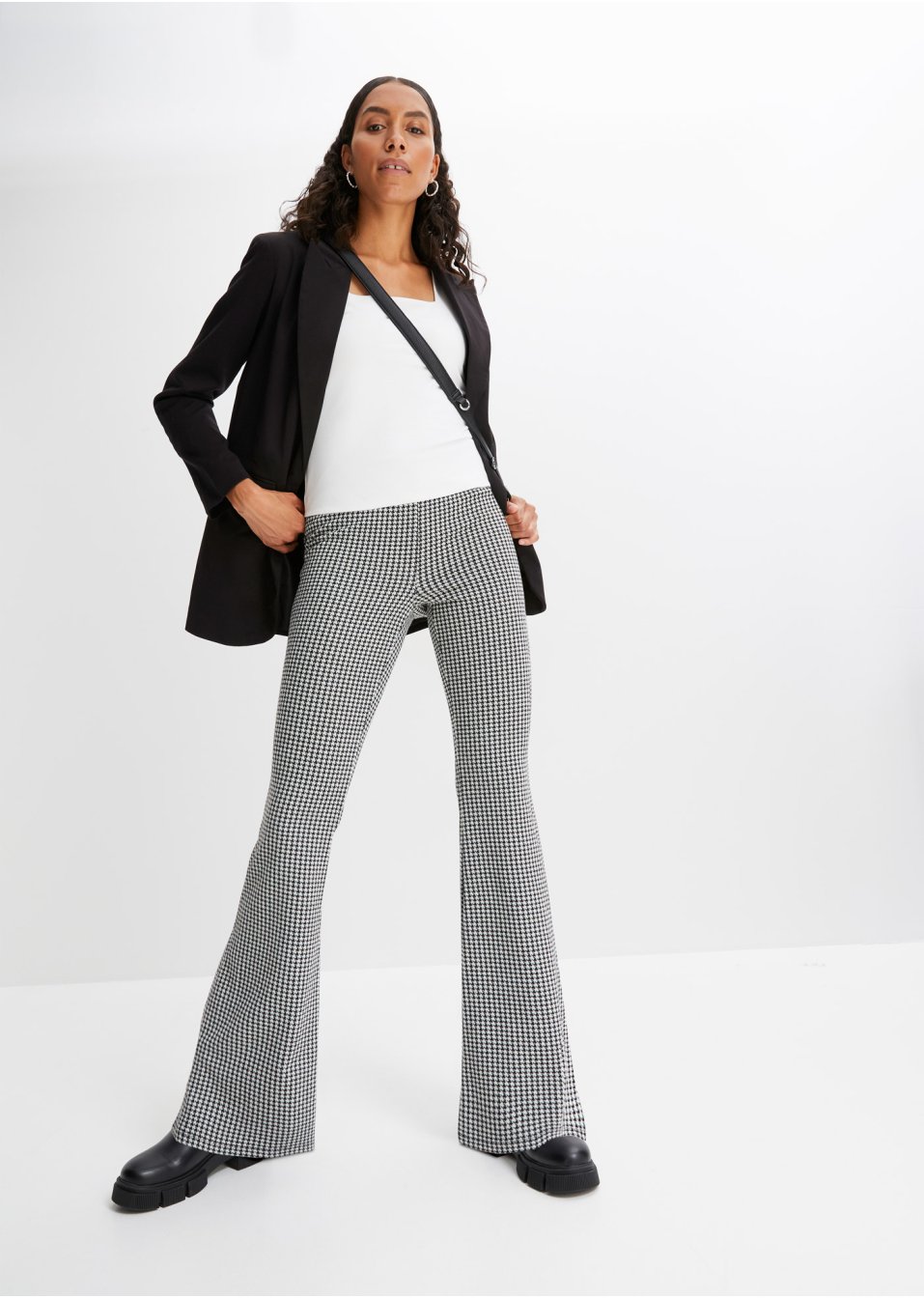 Pantalon à jambes évasées
