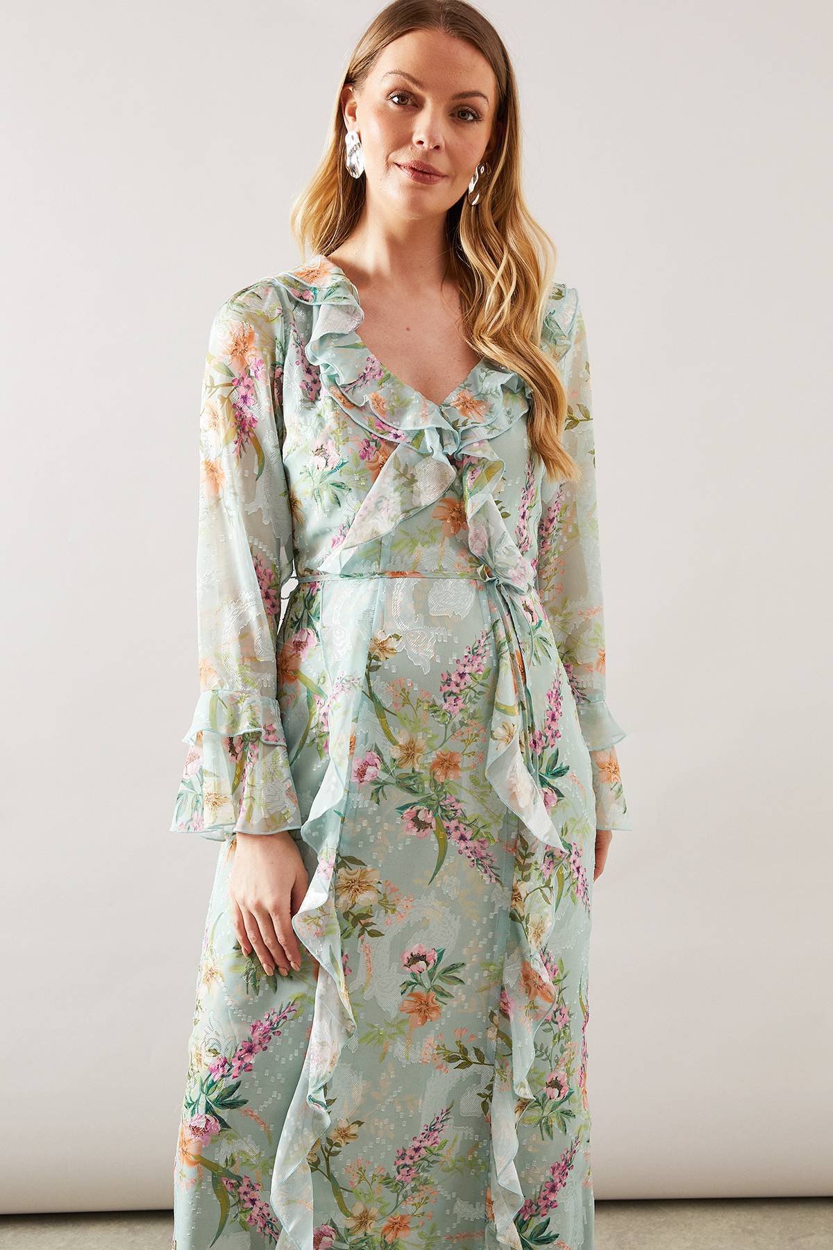 Wallis Robe Midaxi Fleurie à Volants avec Ceinture