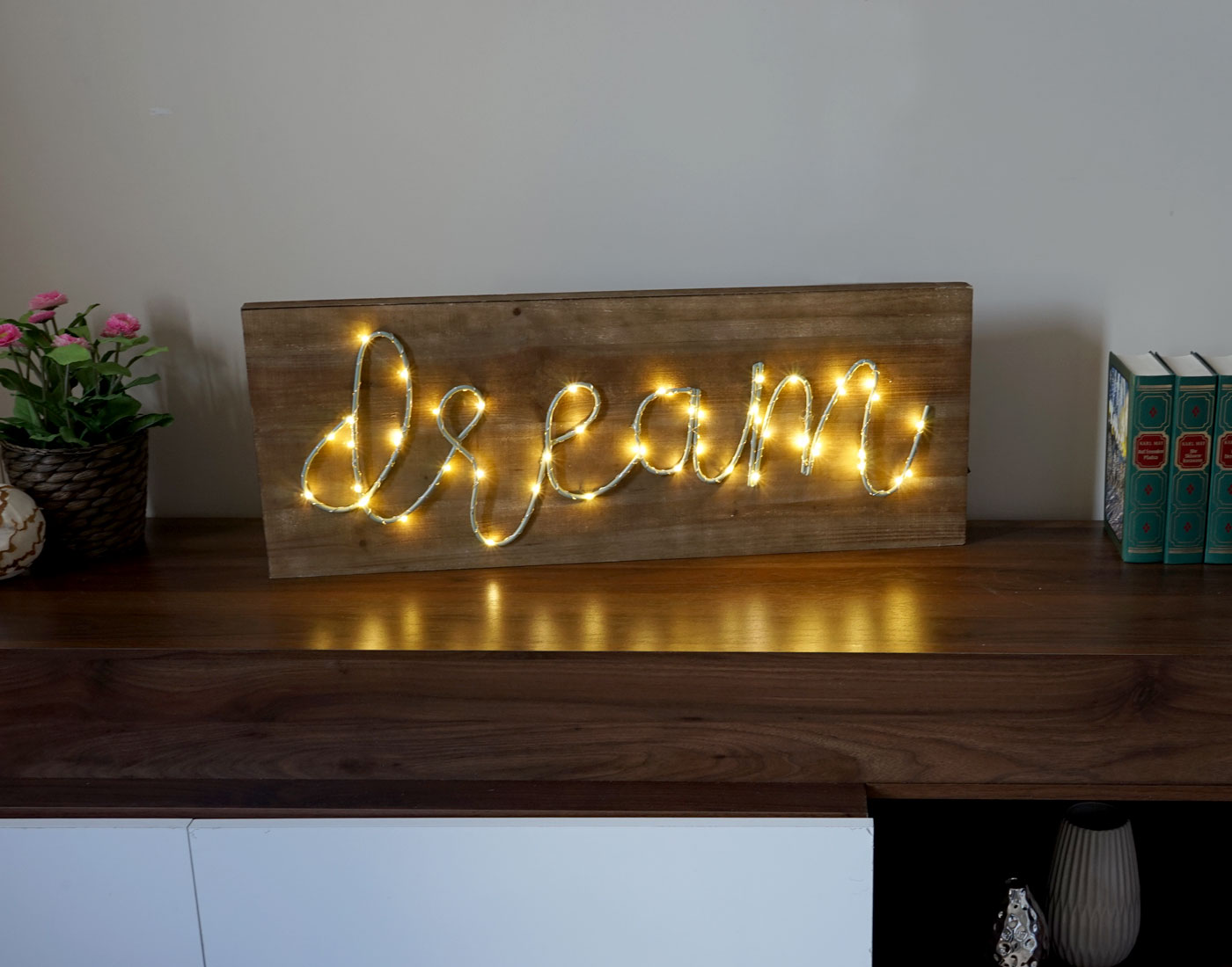 LED-Holzschild, Leuchtbild Wandbild Landhaus ~ 28x72x3cm, dream