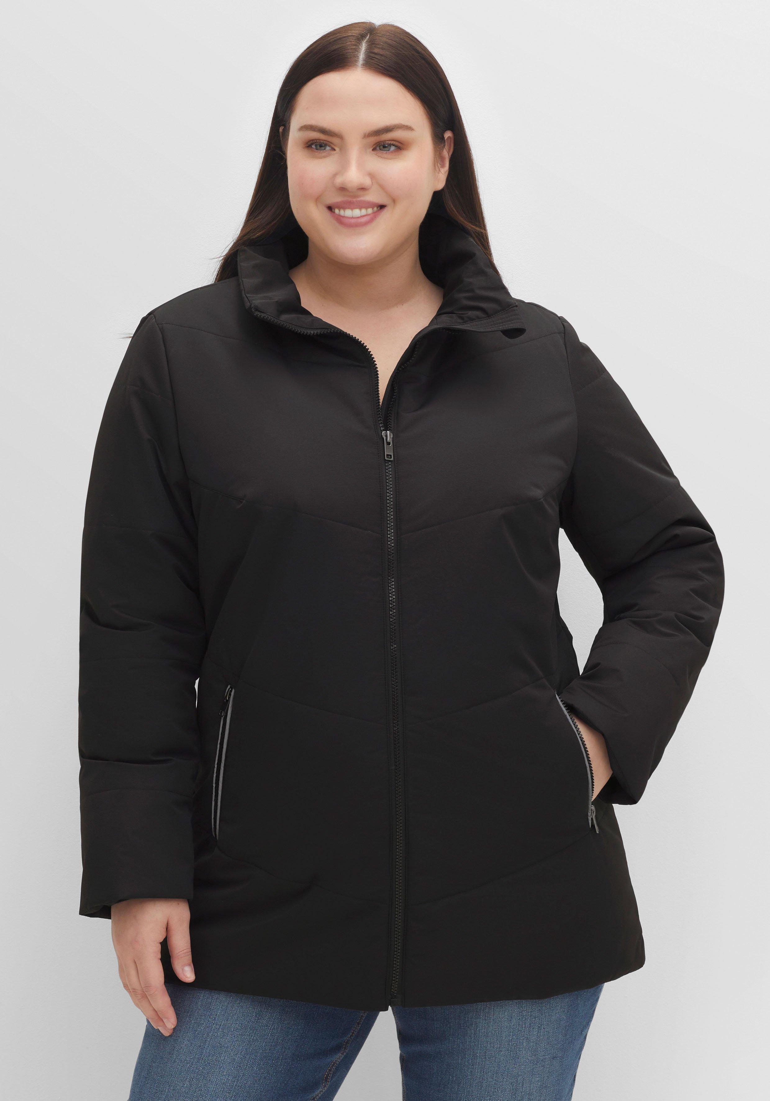 Steppjacke mit Stehkragen, leicht strukturiert