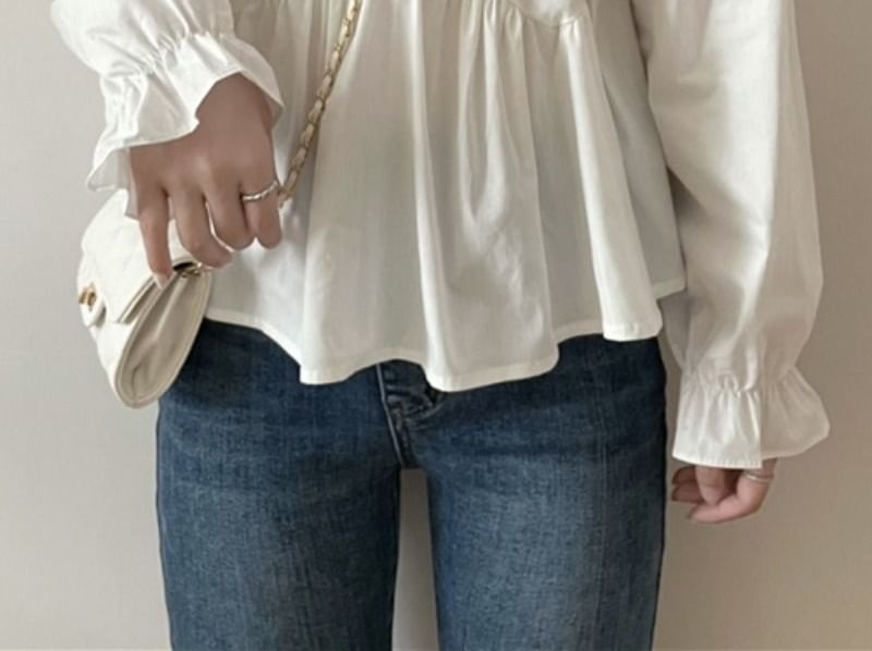 Sisyphi - Blouse met pofmouwen en knoopjes