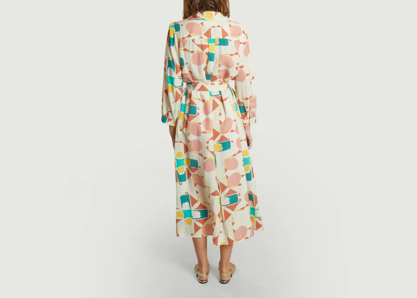 Robe Ara Ba&sh