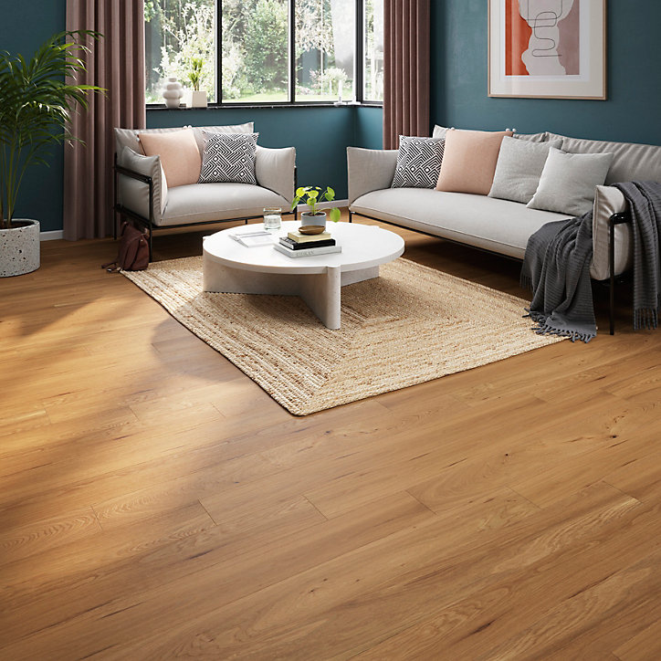 Parquet massif à clipser Visby M en chêne verni blond