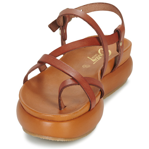 Betty London - AGNES Camel
