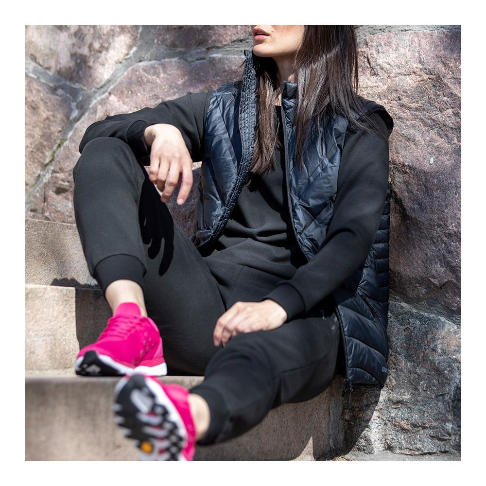 Craft V150 ENGINEERED - Chaussures running Femme hot pink