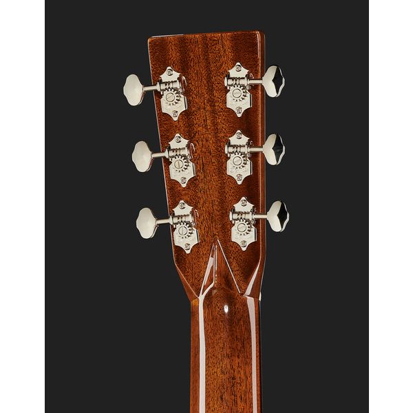 Martin Guitar 000-28EC Sunburst