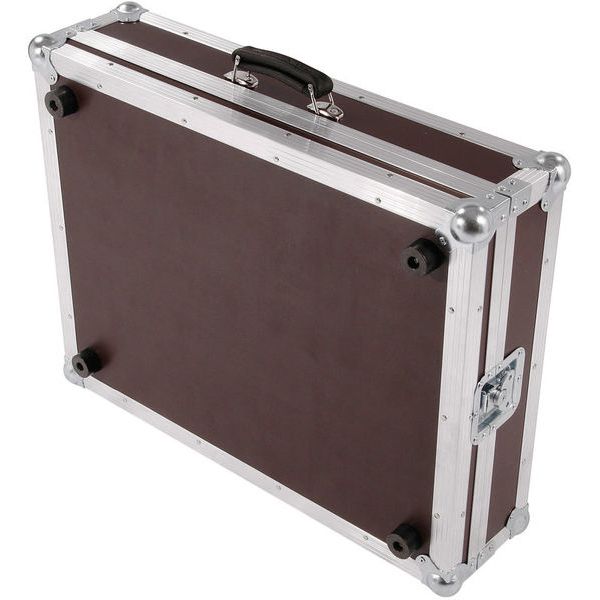 Thon Soundcraft Signature 22