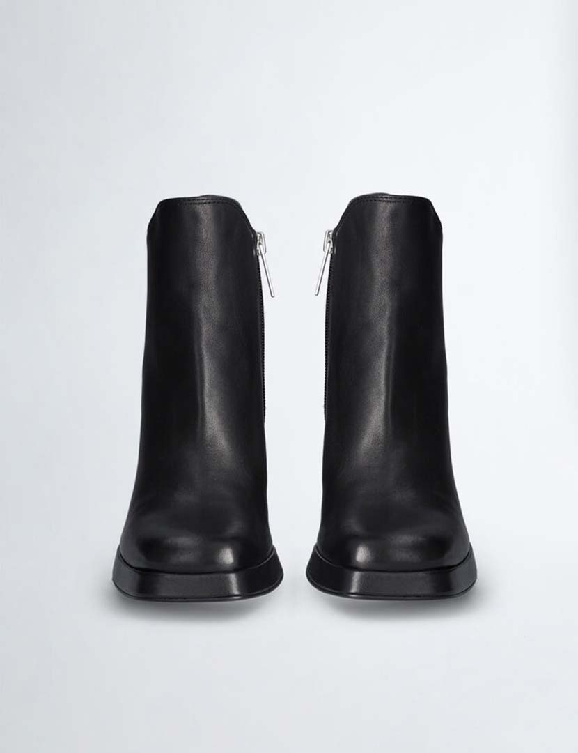 Ladies Black Boots