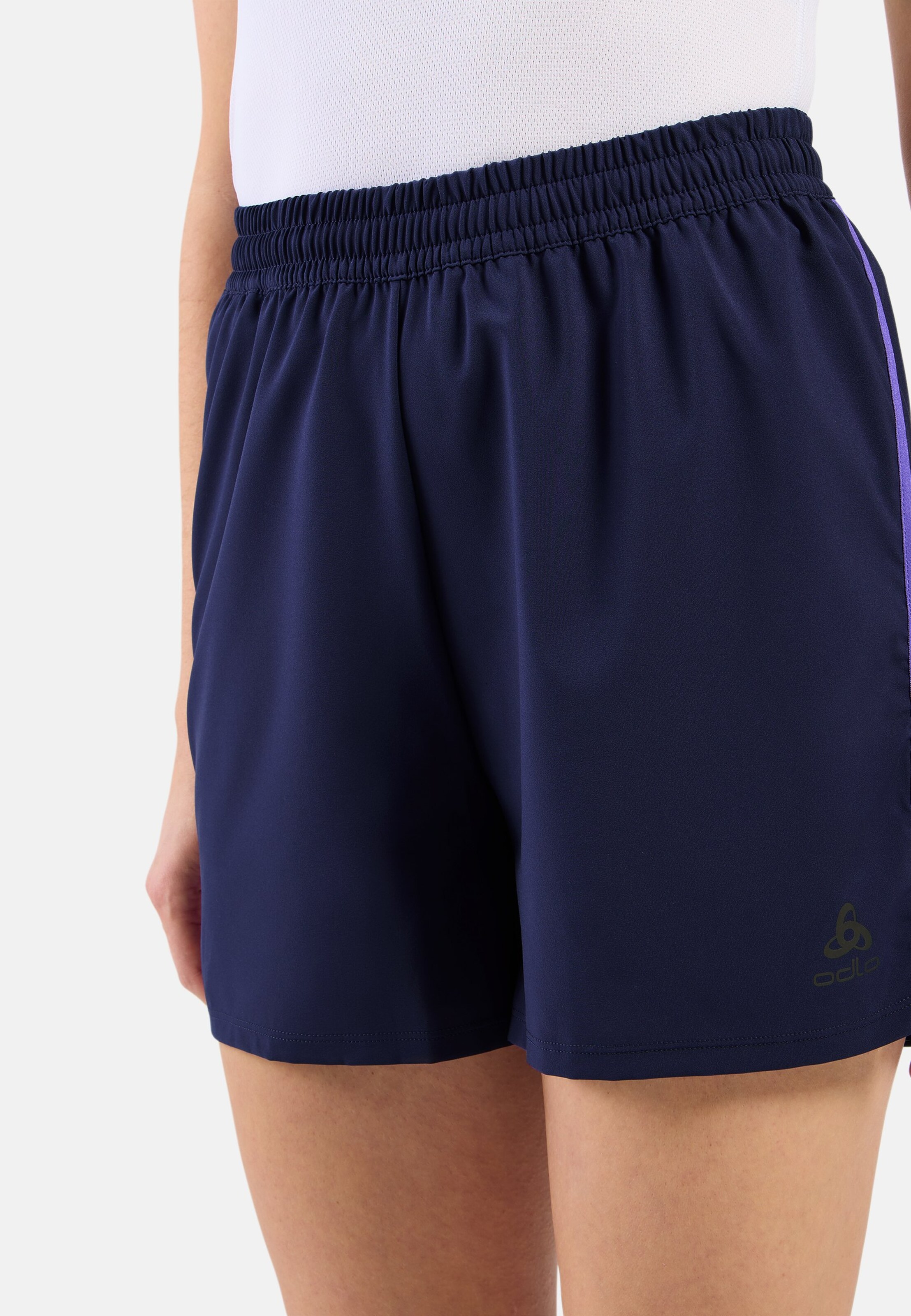 Essentials 4 Inch Laufshorts 2.0 ohne Innenhose in eclipse - afterparty