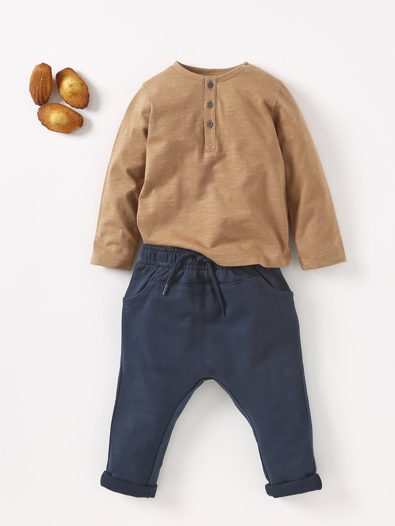 Calça de lã lisa bege claro para bebê menino