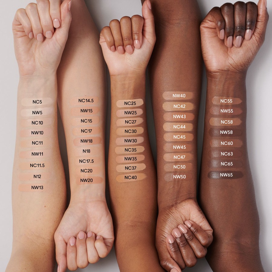 MAC Studio Radiance 24Hr Luminous Lift Concealer Nc17.5 NC17.5 11ml
