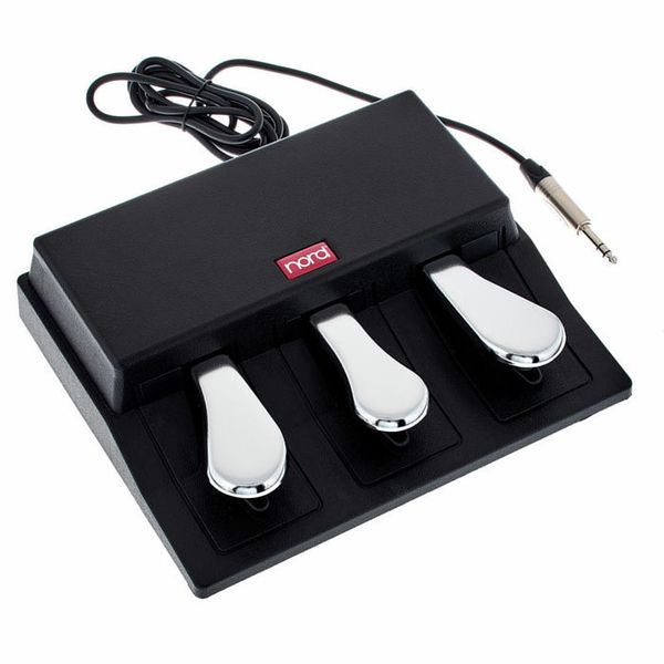 Clavia Triple Pedal