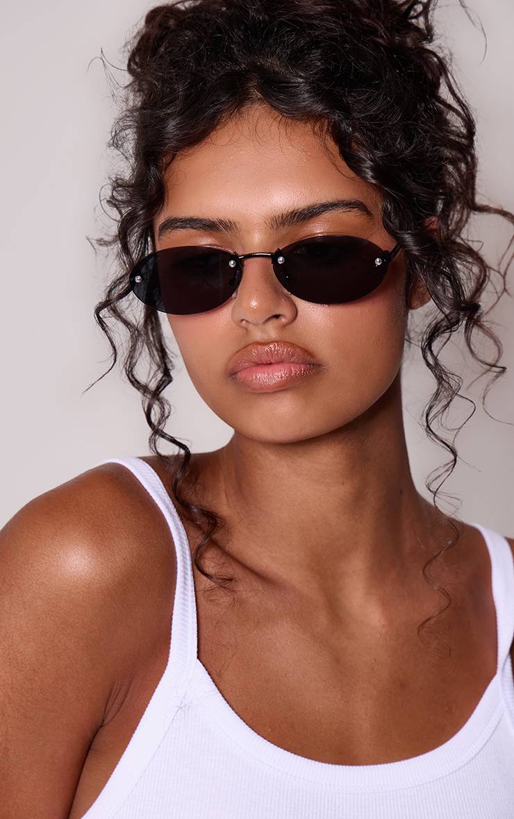 Noir Lunettes De Soleil Ovales Fines À Verres Apparents