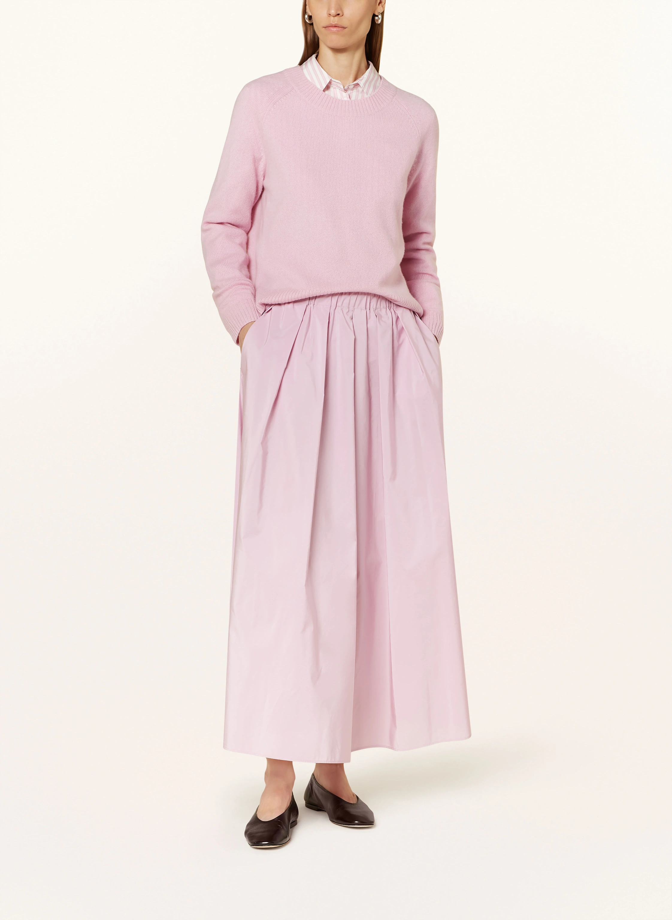 WEEKEND Max Mara Rock CURVATO