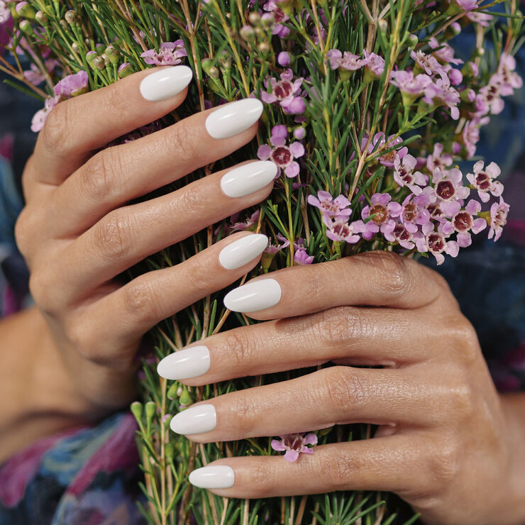 CND Lady Lilly, CND VINYLUX