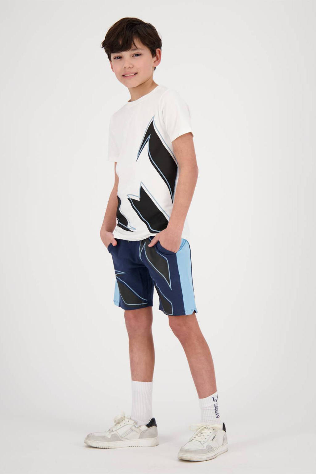 Vingino T-shirt Huaco met logo wit/donkerblauw