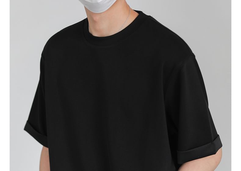 Remeefa - T-shirt met korte mouwen en ronde hals, effen