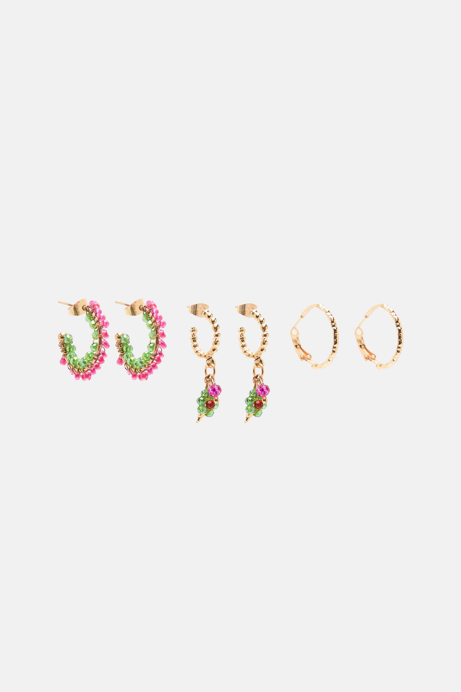 Conjunto com 3 pares de brincos de miçangas - rosa