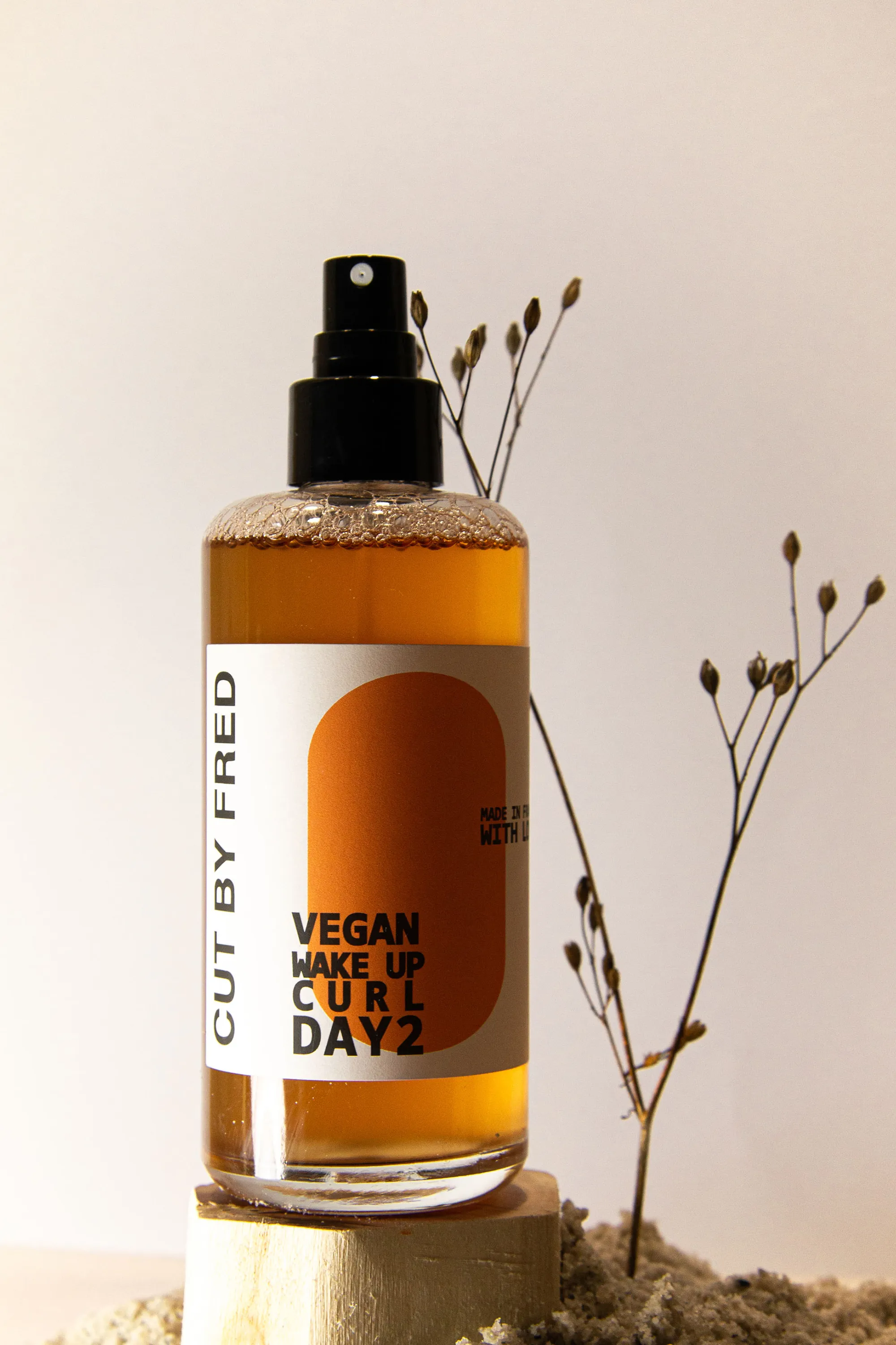 Cut by Fred Spray hydratant pour cheveux bouclés Vegan Wake Up Curl Day 2-200 ml