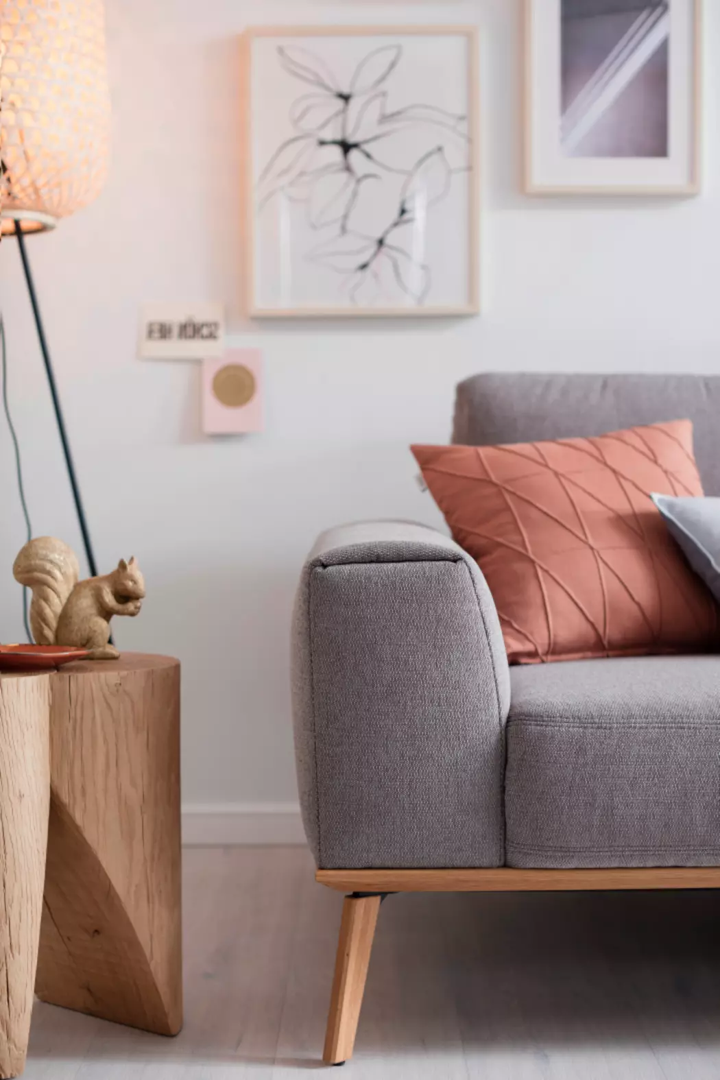Sofa Stage