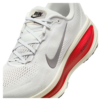 Chaussures Running Nike Vomero 18 Blanc/Rouge Homme