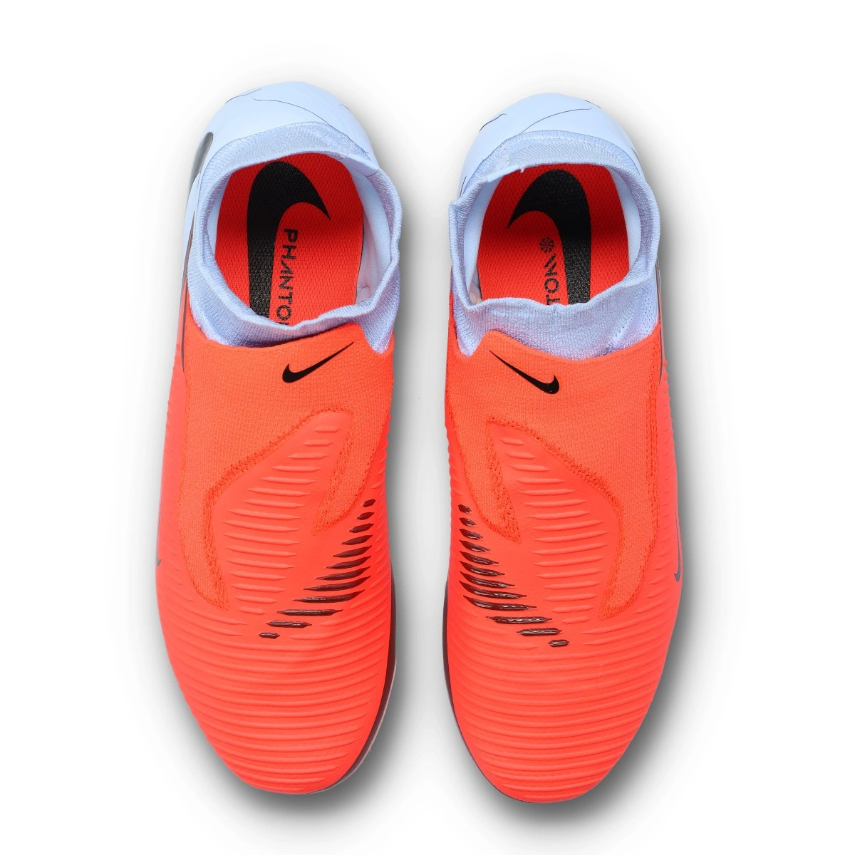 Chuteira Nike Phantom 6 High Pro FG