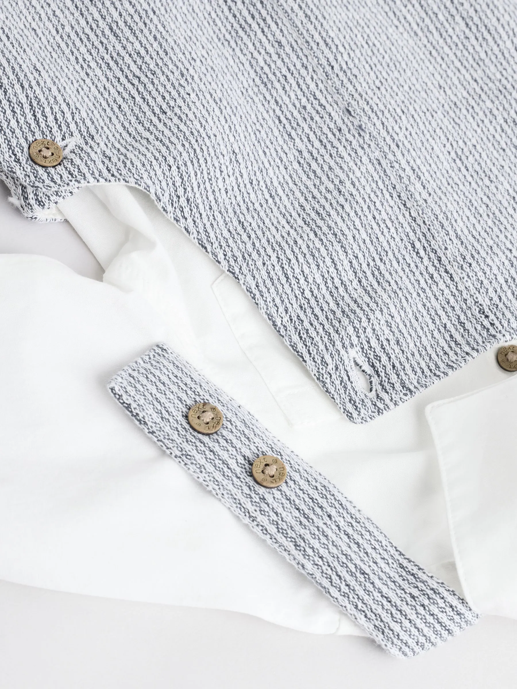 Grijs/wit - Geweven babyset van 100% katoenen bretelbroek en bodysuit (0mnd -3jr)