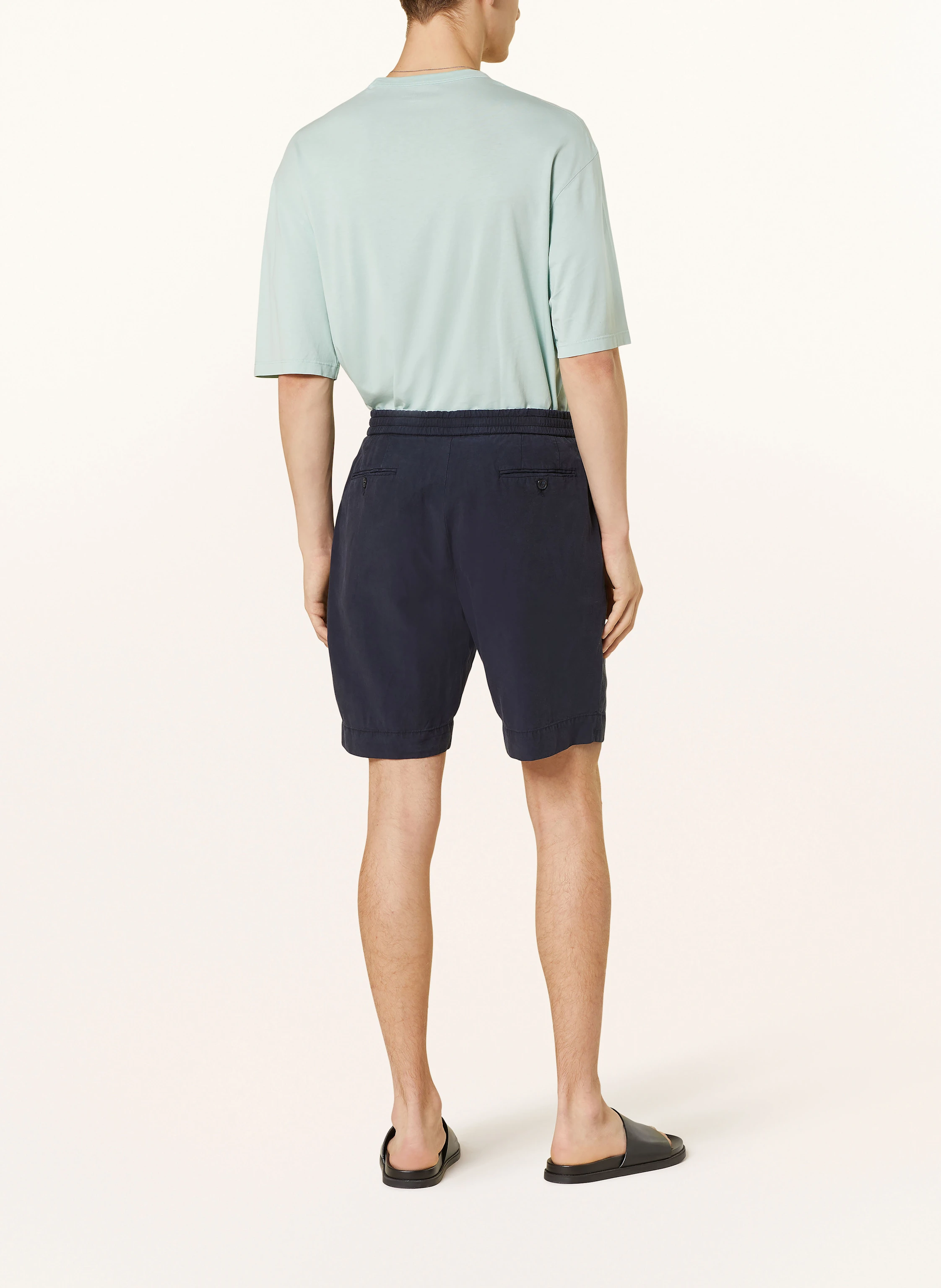 Officine Générale Shorts PHIL