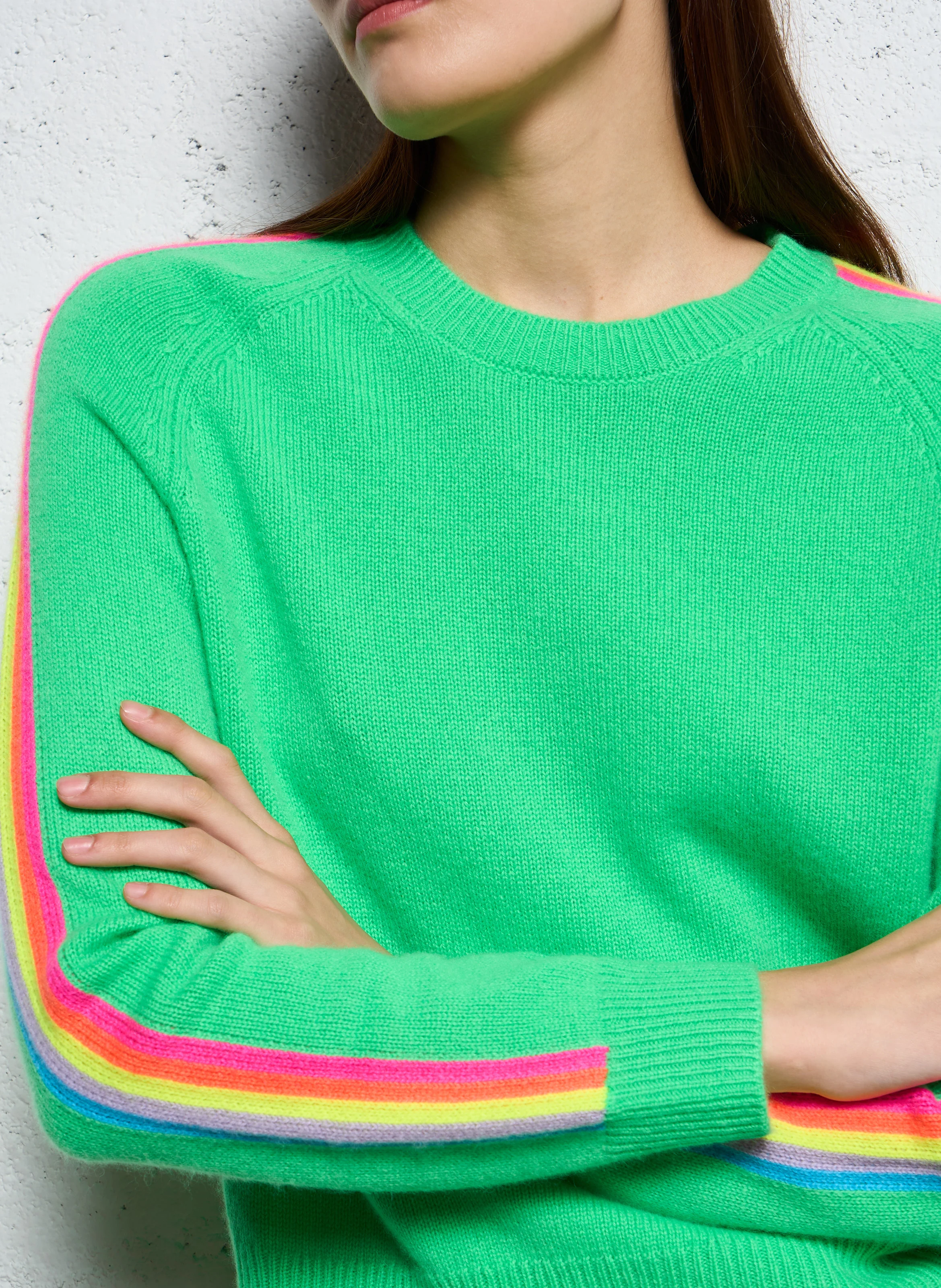 Pull droit col rond rayé en cachemire| Vert
