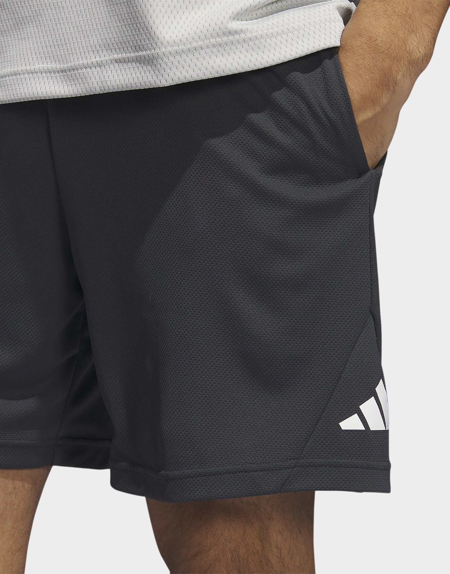 adidas Short Basketball Badge of Sport