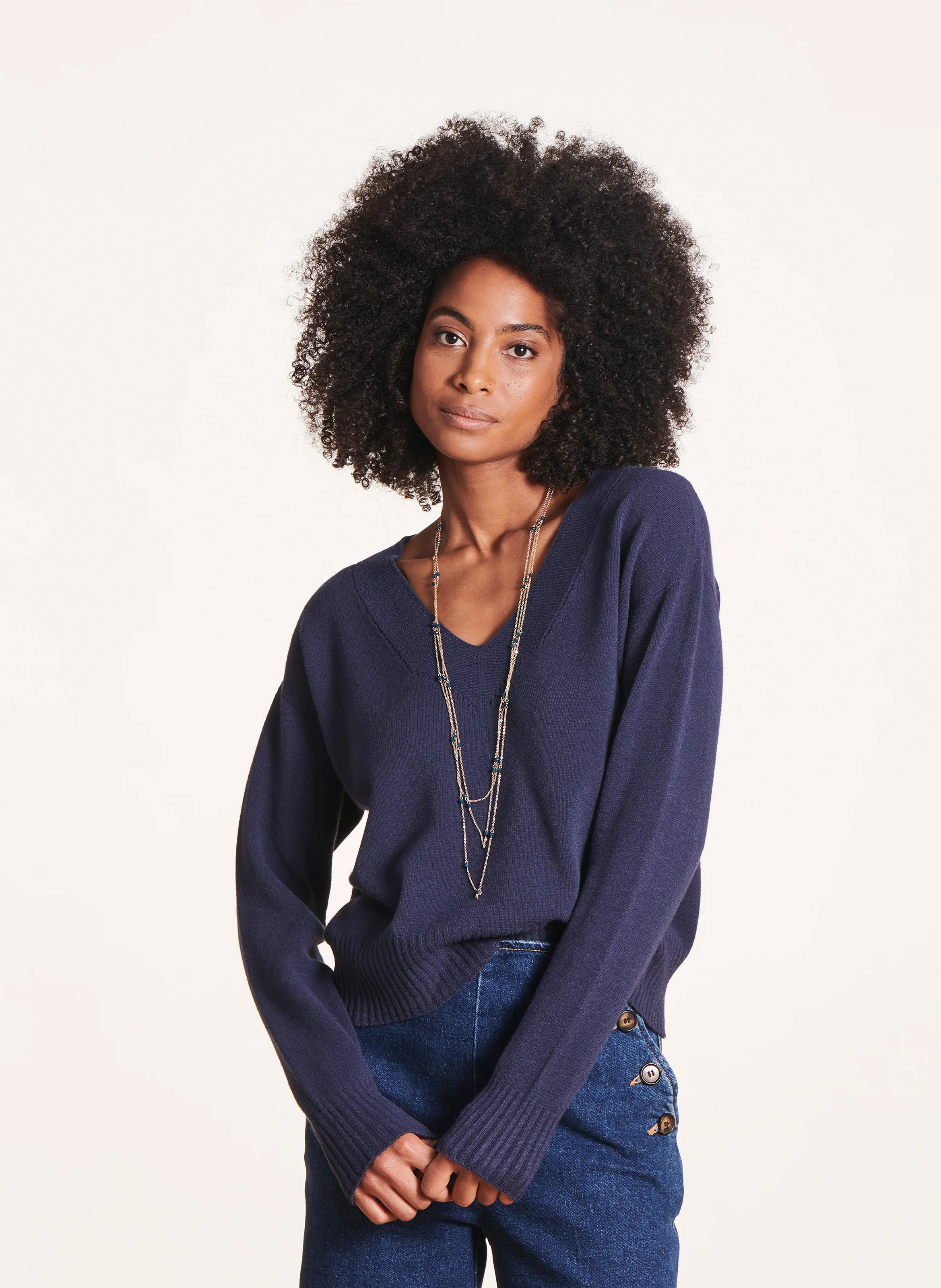 Pull ample col V en maille mélangée | Bleu