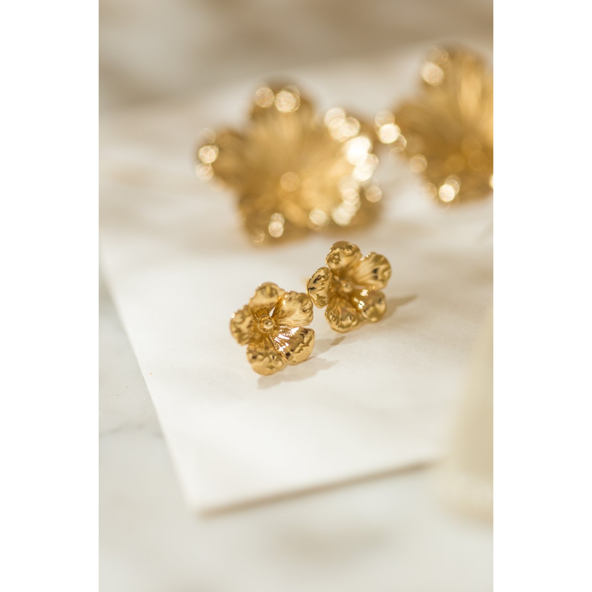 boucles d'oreilles puces fleurs doré à l'or fin - GAÏA