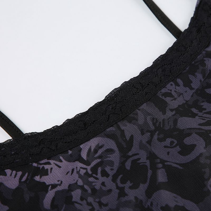 BrickBlack - Spaghettibandjes, ronde hals, bloemenprint en geplooide maxi-A-lijnjurk