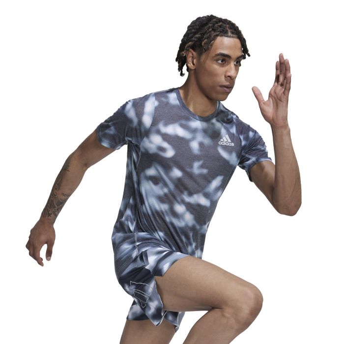 adidas Herre T-shirts Run Icon Aop Tee Hvid