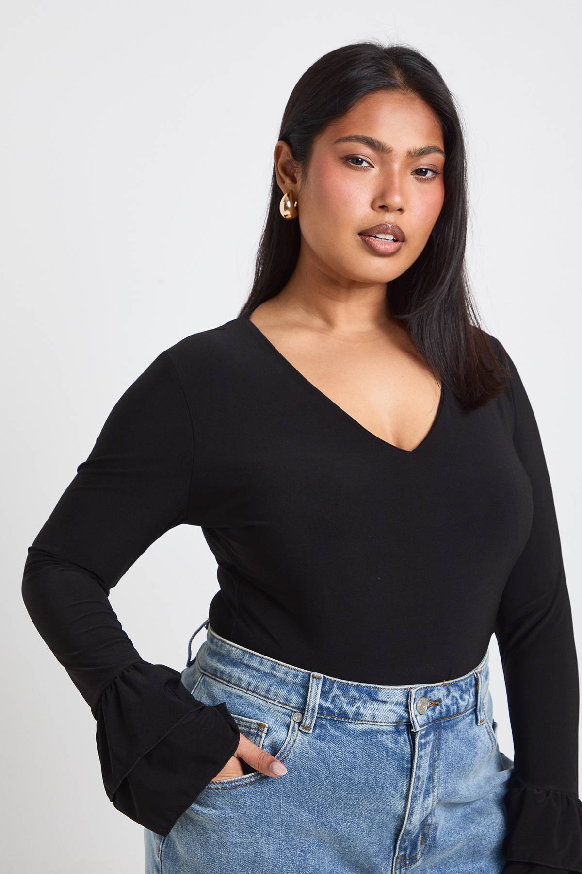 boohoo Body Grande Taille À Manches Longues Avec Poignets À Volants