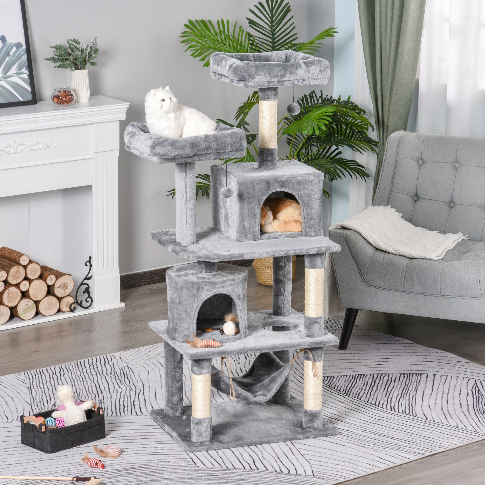 PawHut Kratzbaum mit Spielbällen und Kuschelhöhle grau 60 x 50 x 145 cm (BxTxH)