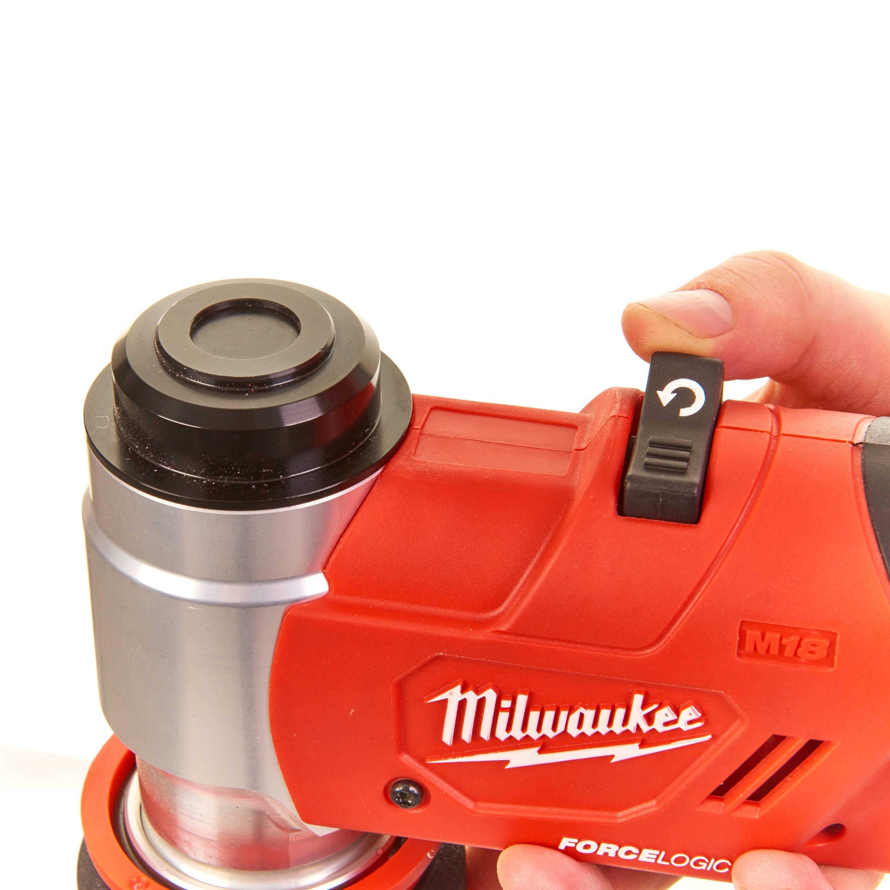 Milwaukee M18 HKP-201C Accu Hydraulische Ponsmachine FORCE LOGIC™ 18V 2.0Ah in koffer - 4933451202