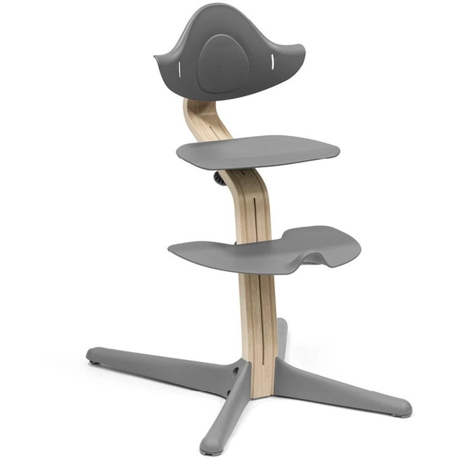 STOKKE® Nomi® Hochstuhl Buche natur  grau + gratis Baby Set grau