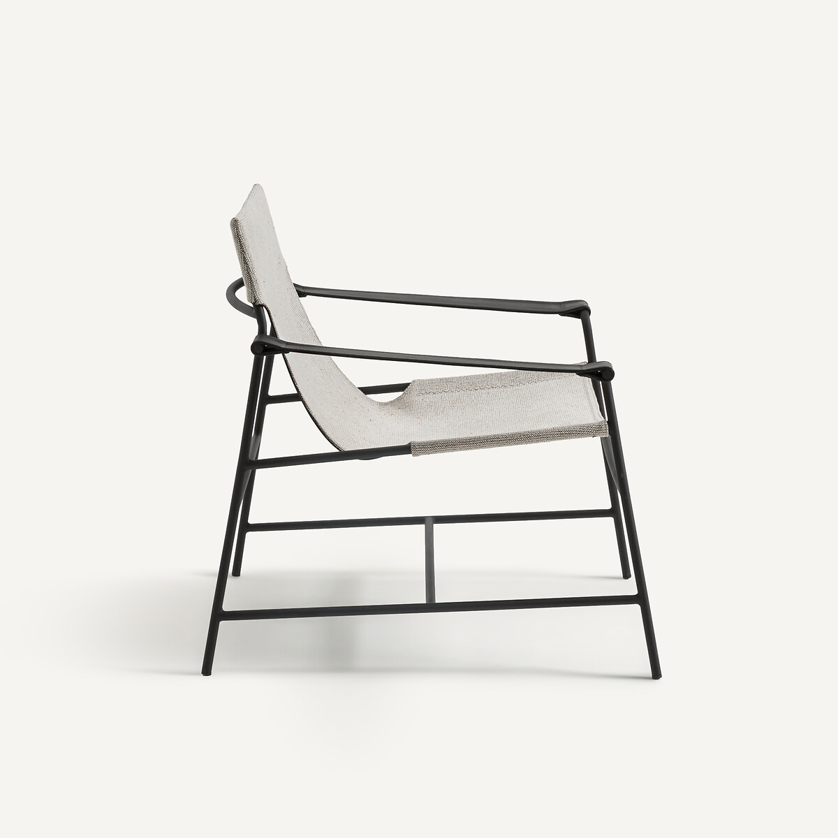 AM.PM<br>Poltrona bimaterial em aço e metal, Alonzo