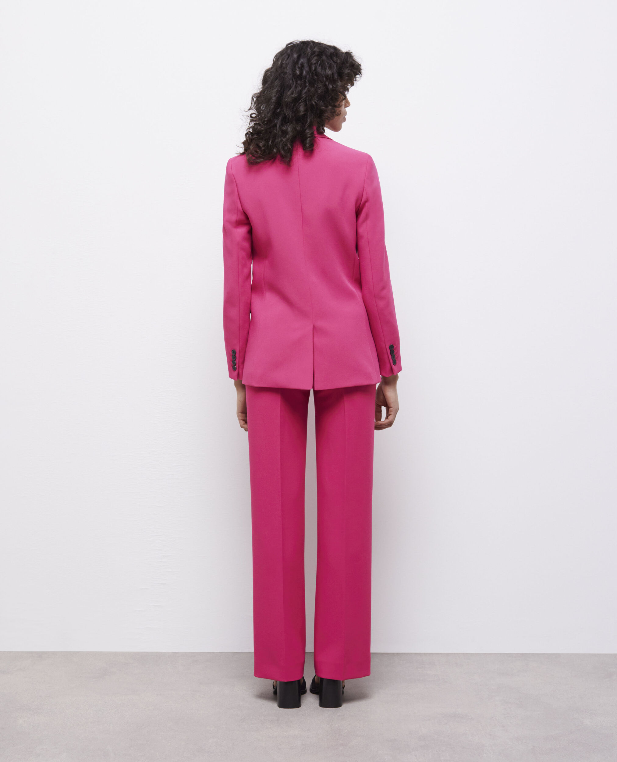 Veste tailleur rose en crêpe