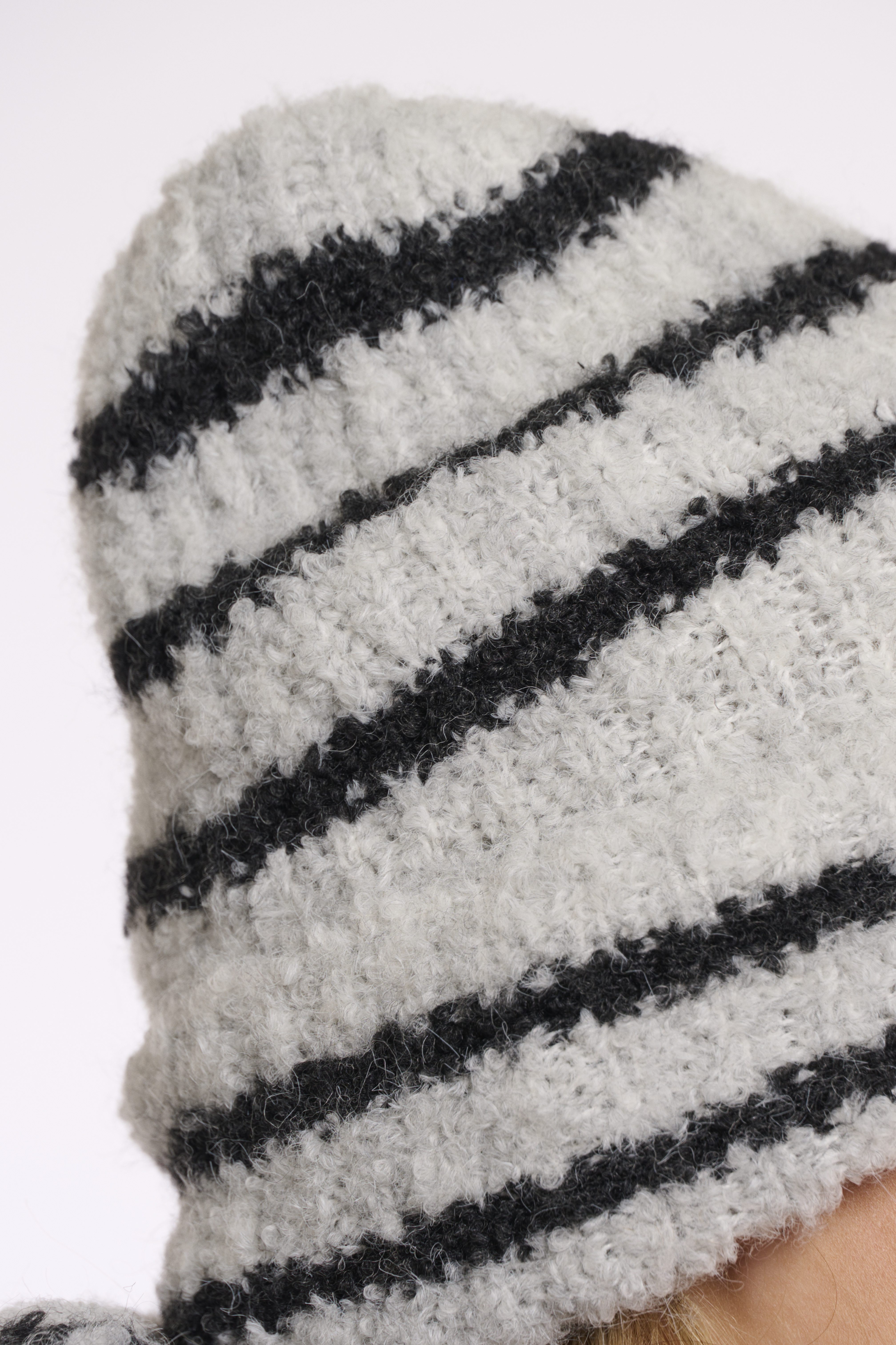 Rino & Pelle - Dieuwertje Striped Beanie - Deep Iron/Grey