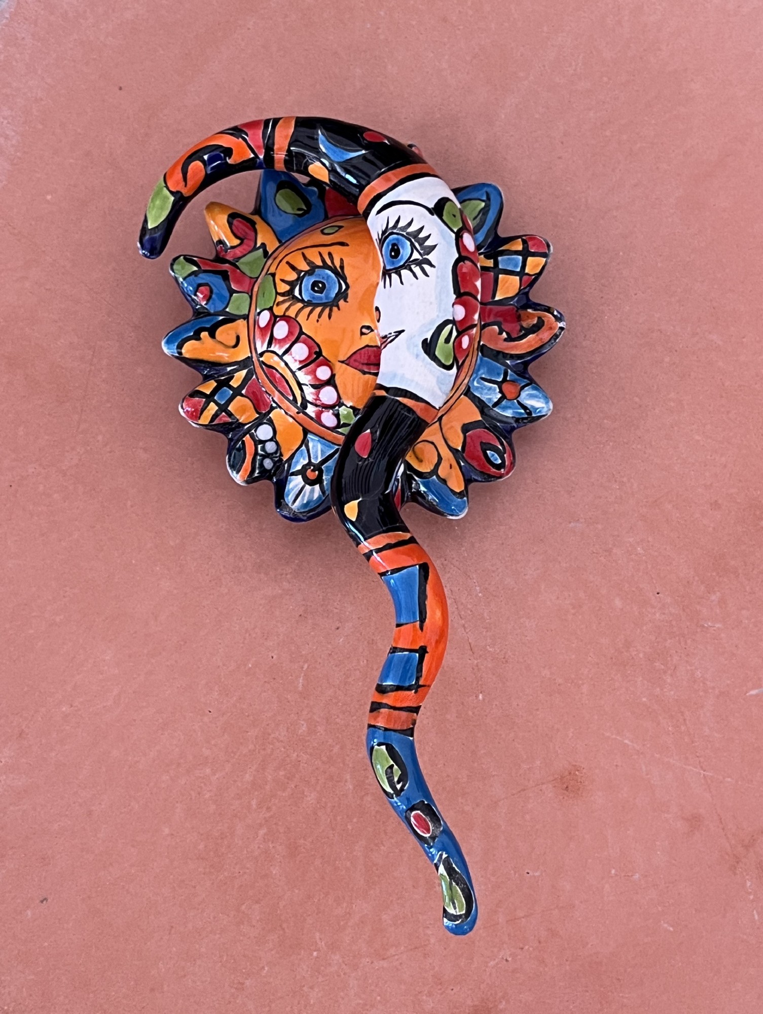 Keramik-Wandschmuck 'Sol Eclipse', multicolor, H 15 cm, B 8 cm, L 5 cm von fischer's lagerhaus