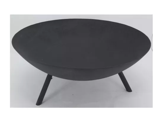 Brasero en métal noir sur pieds