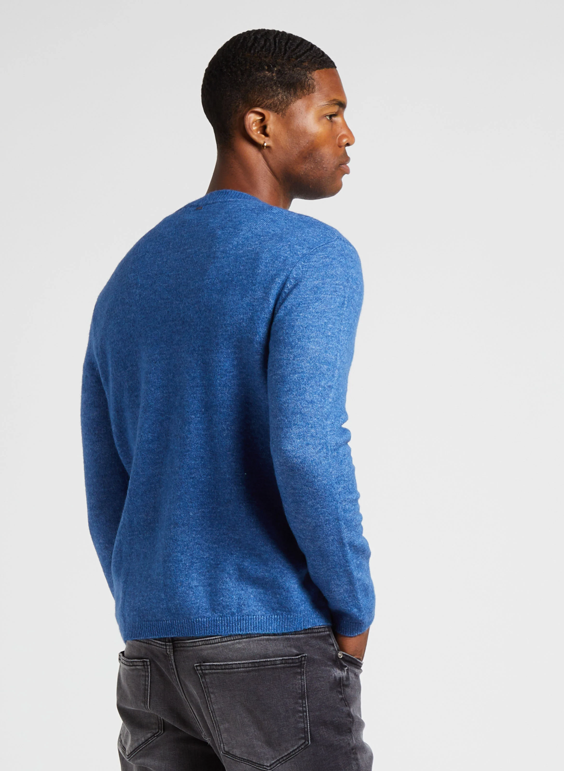 Pull col rond en maille duveteuse| Bleu